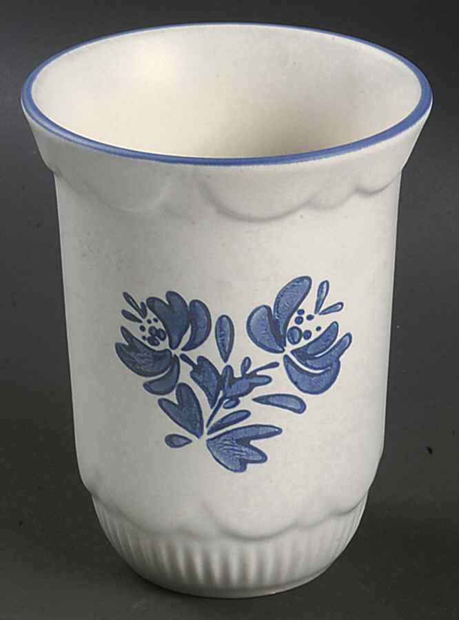 Yorktowne 6" Vase by Pfaltzgraff-1