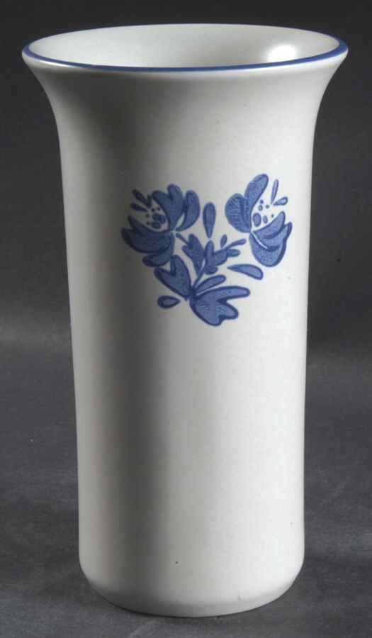 Yorktowne 6" Vase by Pfaltzgraff-1