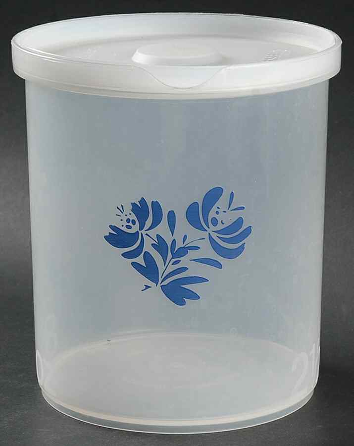 Yorktowne 7" Plastic Storage Jar & Lid by Pfaltzgraff-1