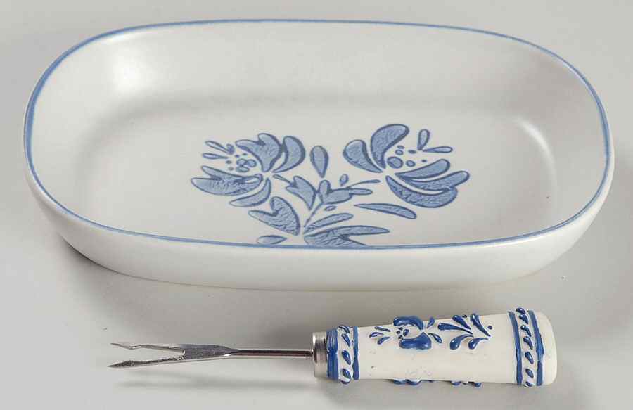 Yorktowne Hors d'Oeuvre Set (Tray and Fork) by Pfaltzgraff-1