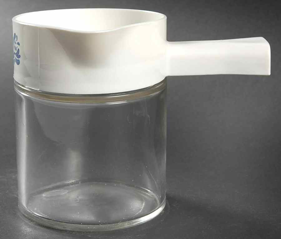 Yorktowne Creamer Glassware & Plastic Lid by Pfaltzgraff-1