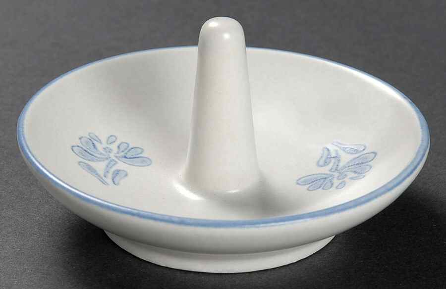 Yorktowne Ring Holder by Pfaltzgraff-1