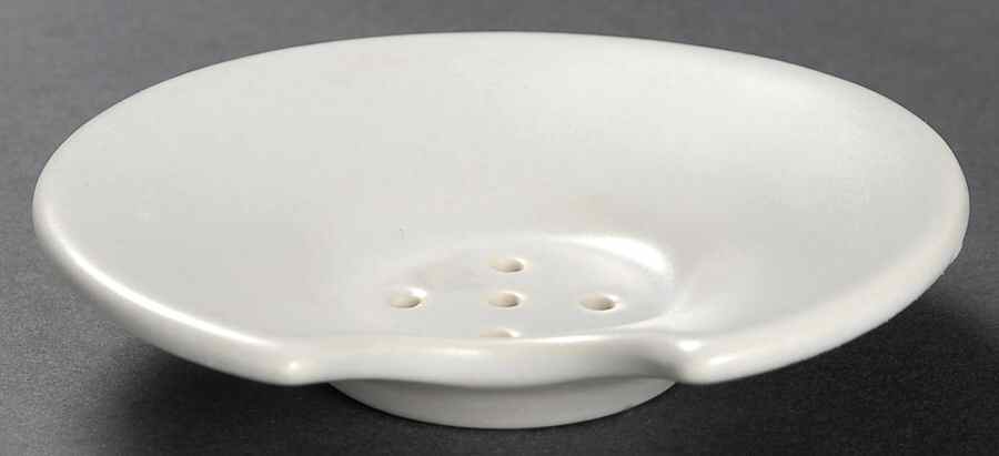 Yorktowne Strainer for Drip Jar with Lid & Strainer by Pfaltzgraff-1