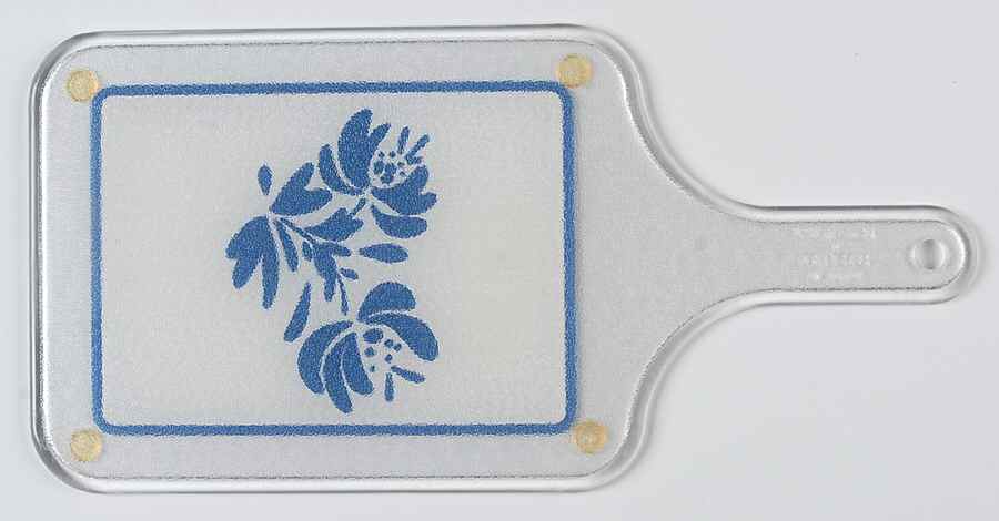 Yorktowne Acrylic 1 Handle Rectangular Cutting Board by Pfaltzgraff-1