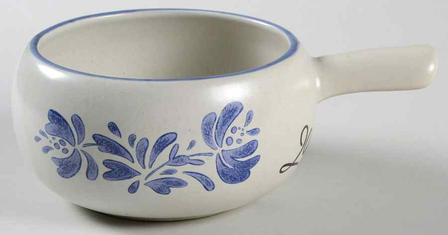 Yorktowne One Stick Handled Soup/Snack Bowl (use with SNTR11) by Pfaltzgraff-1
