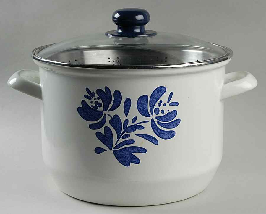 Yorktowne 8 Quart Stockpot/Steamer with Glass Lid by Pfaltzgraff-1