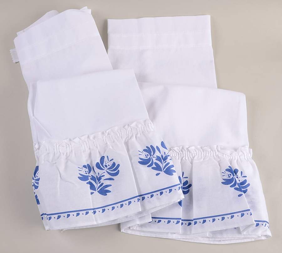 Yorktowne Pair Tier Curtain 56" X 30" by Pfaltzgraff-1