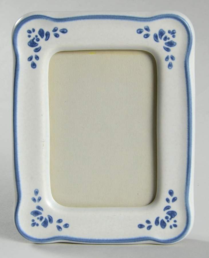 Yorktowne Frame-Holds 2.5" X 3.5" by Pfaltzgraff-1