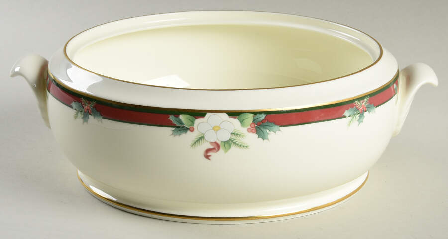 Yuletide (Bone) Round Vegetable No Lid by Pfaltzgraff-1