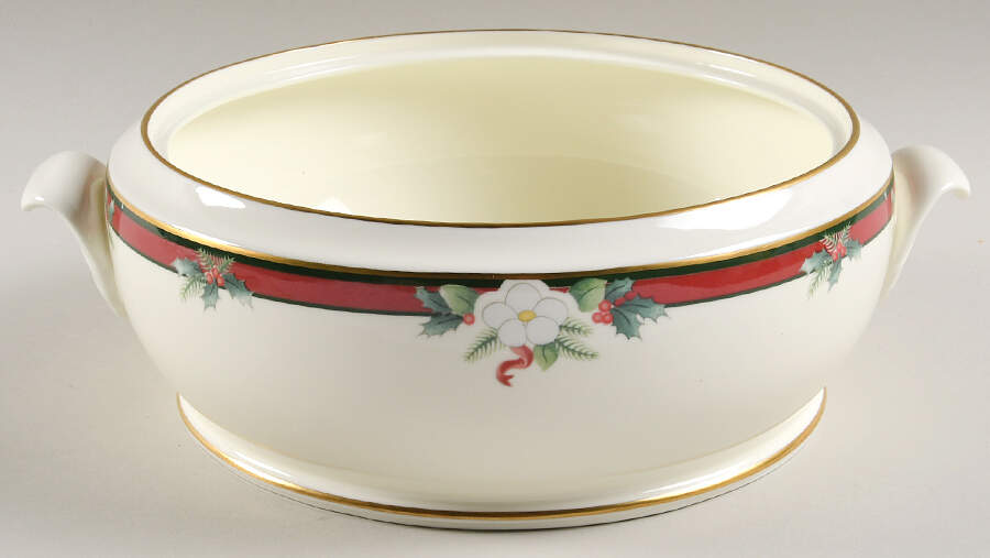Yuletide (Bone) Round Vegetable No Lid by Pfaltzgraff-1