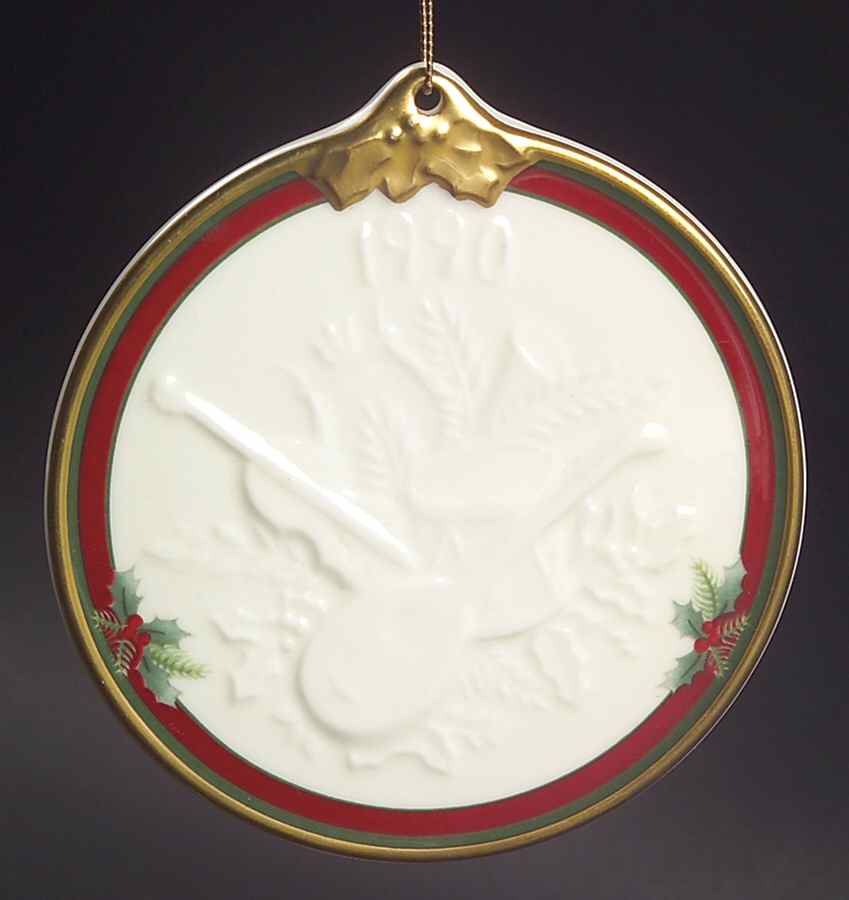 Yuletide (Bone) Ornament by Pfaltzgraff-1