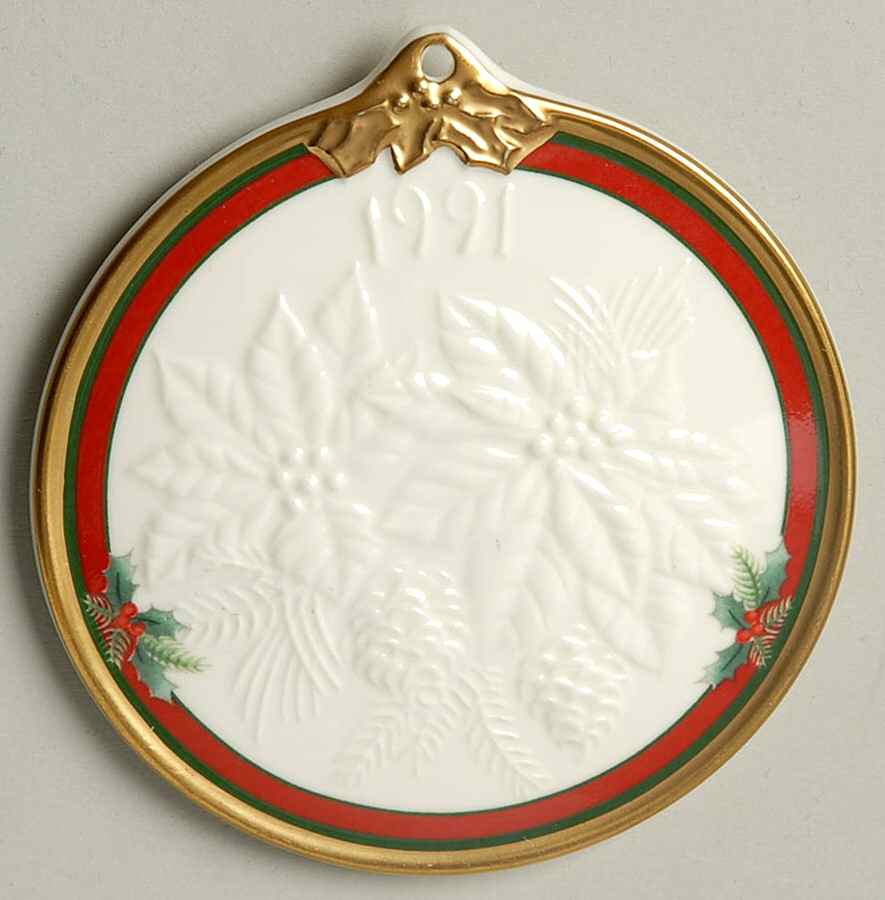 Yuletide (Bone) Ornament by Pfaltzgraff-1