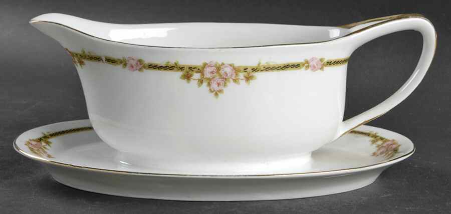 Mignon Gravy Boat with Attached Underplate by Pfeiffer & Lowenstein-1