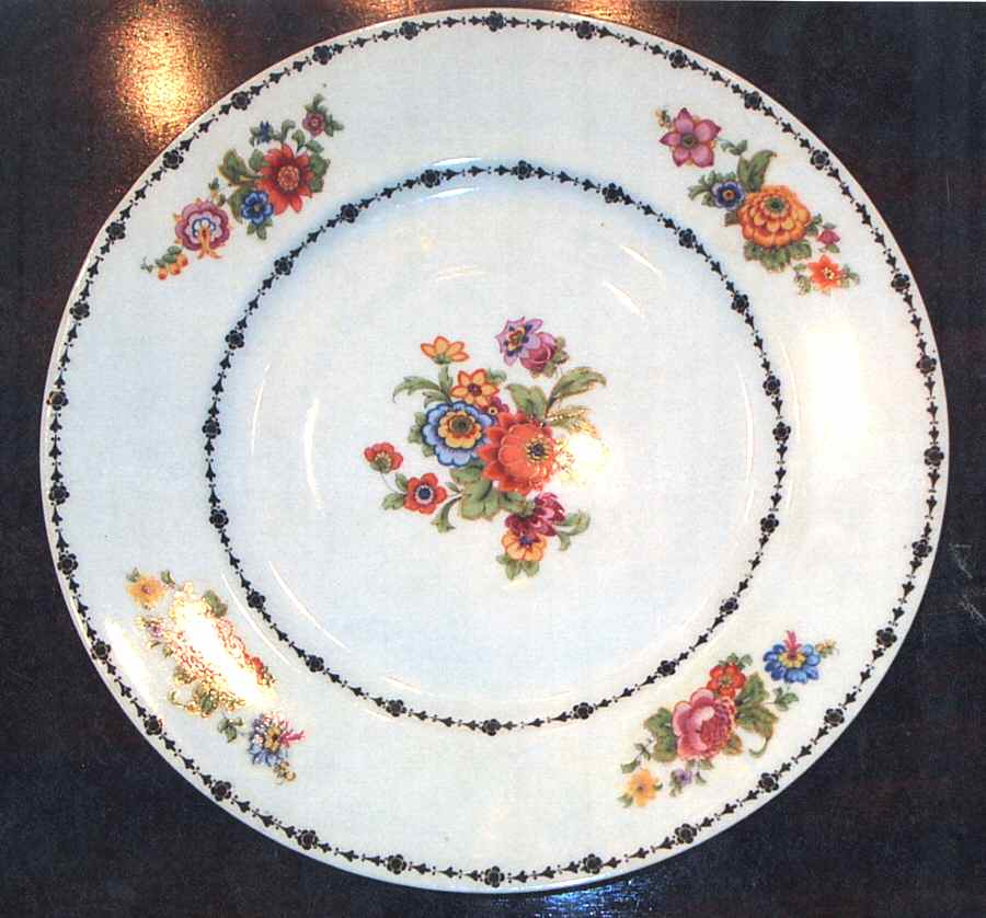 PHE10 Dinner Plate by Phoenix (Czech)-1