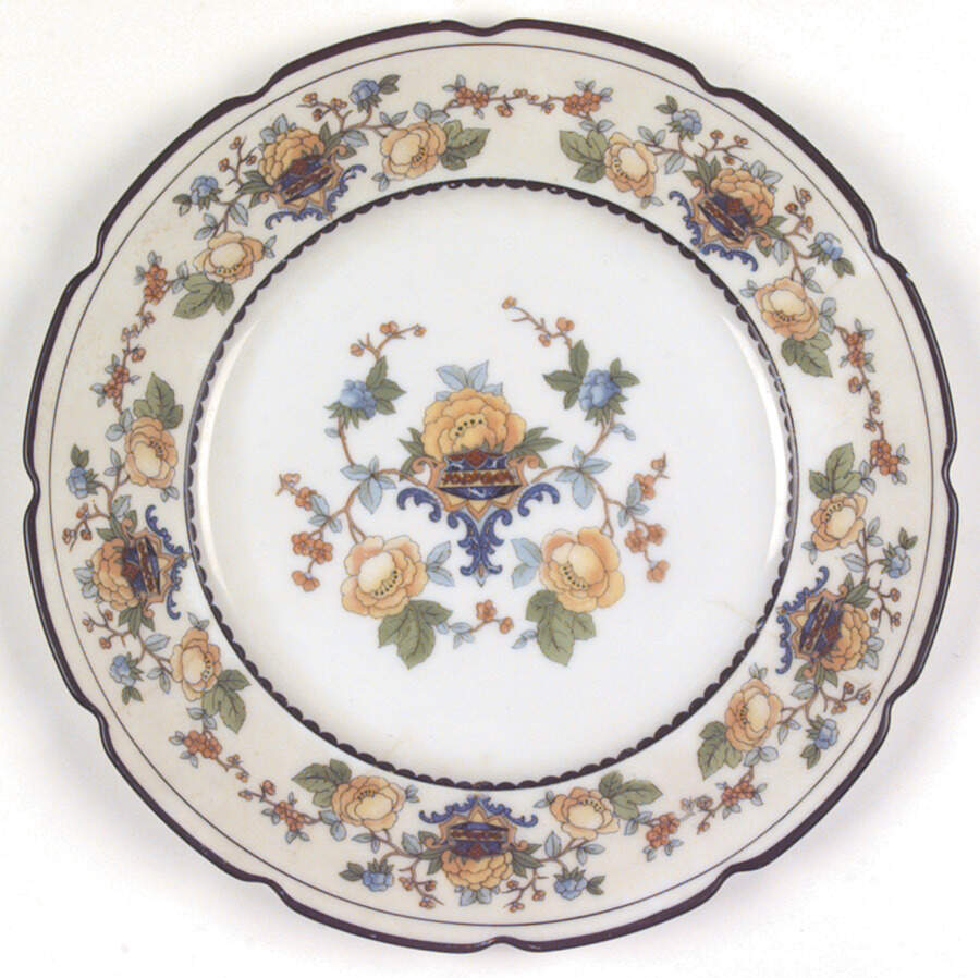 PHE12 Dinner Plate by Phoenix (Czech)-1
