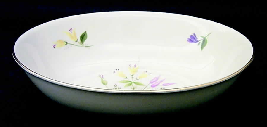April 9" Oval Vegetable Bowl by Pickard-1