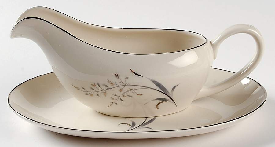 Avena Gravy Boat & Underplate by Pickard-1