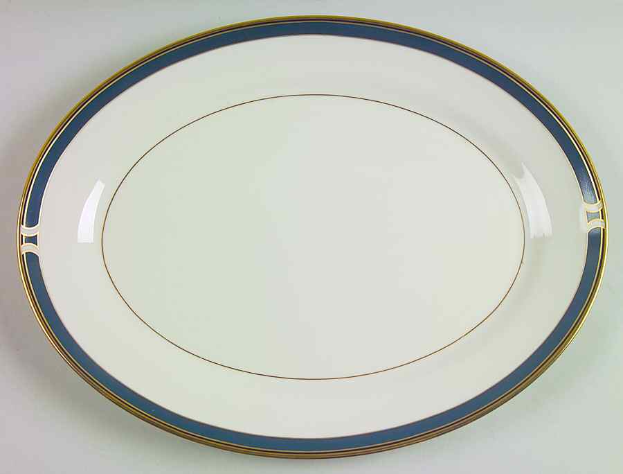 Biscayne 14" Oval Serving Platter by Pickard-1