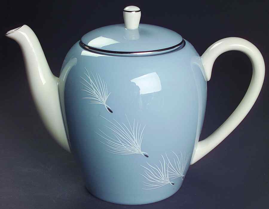 Blue Skies Coffee Pot & Lid by Pickard-1