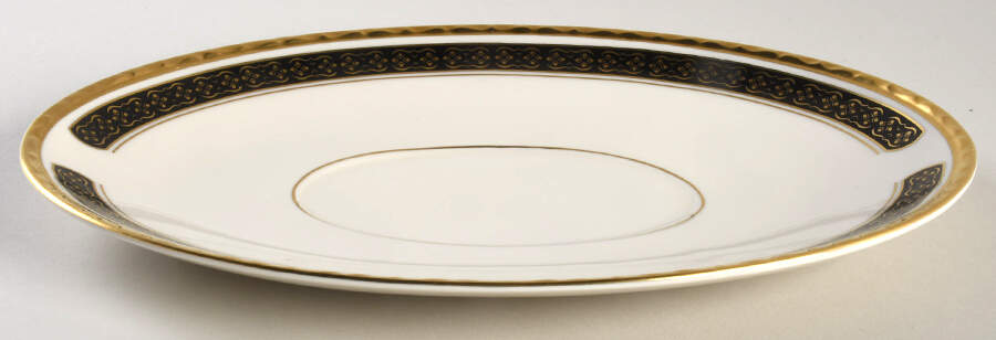Black Sapphire Underplate for Gravy Boat by Pickard-1