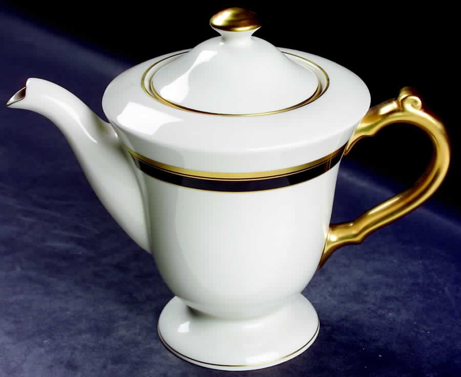Black Satin Tea/Coffee Pot & Lid by Pickard-1