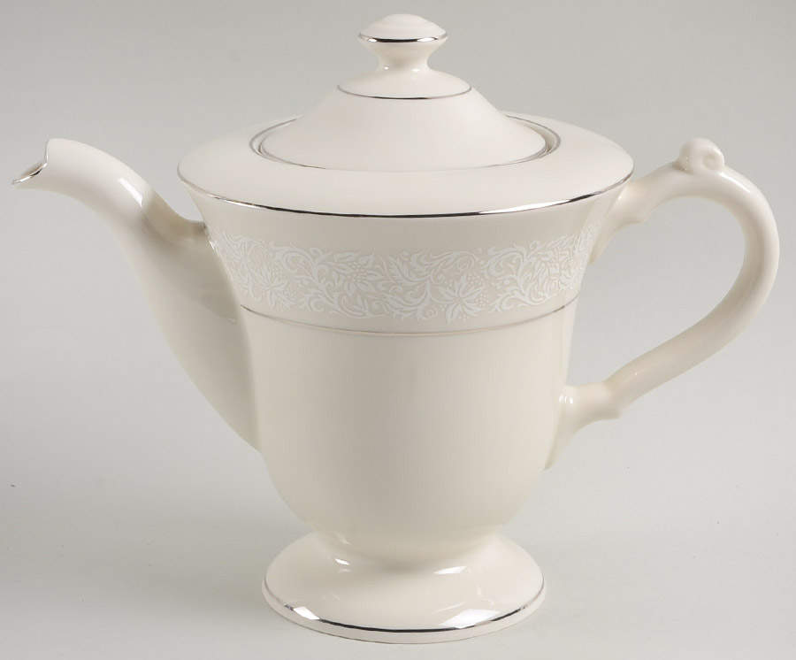 Brocade Tea/Coffee Pot & Lid by Pickard-1