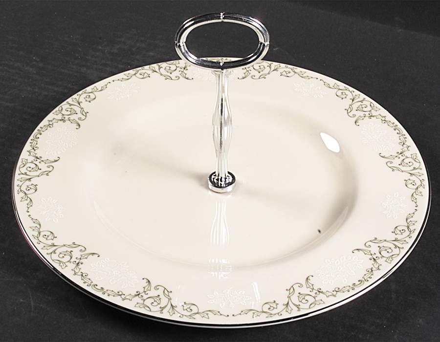 Cameo Round Serving Plate with Center Handle (Dp) Hc by Pickard-1