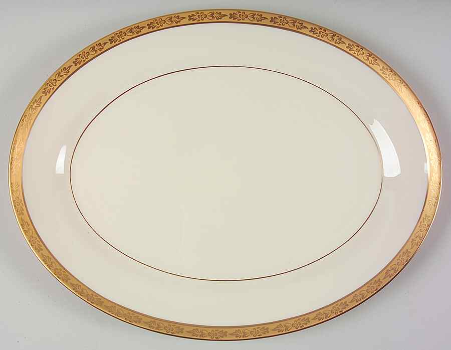 Camelot 14" Oval Serving Platter by Pickard-1