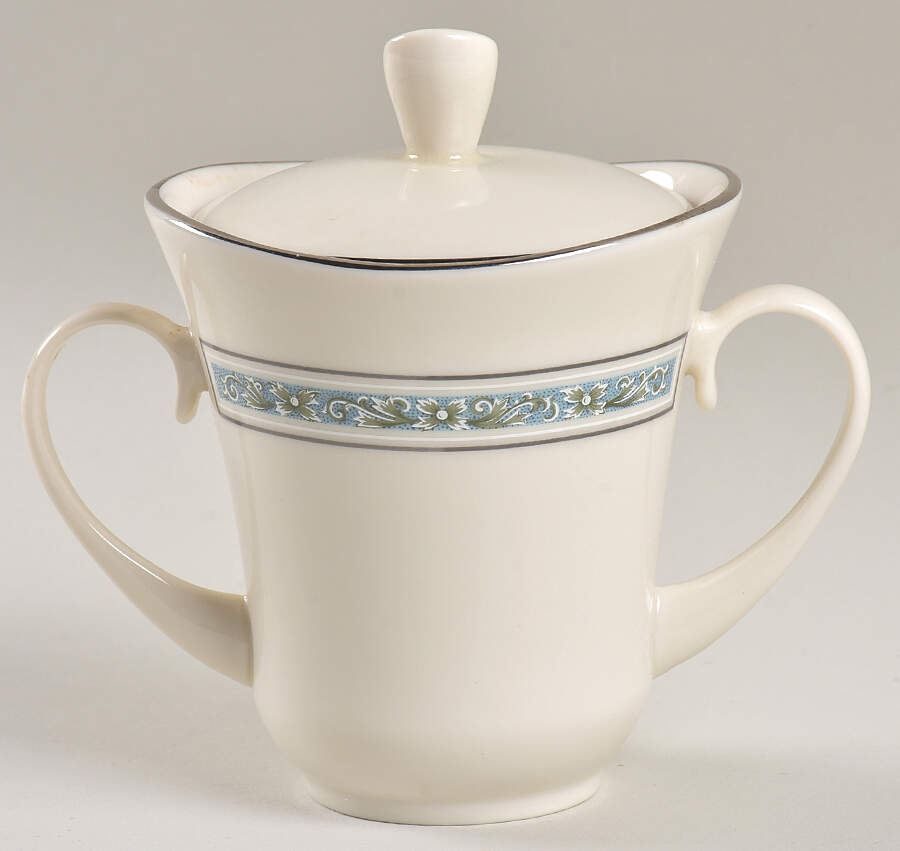 Candlelight Sugar Bowl & Lid by Pickard-1
