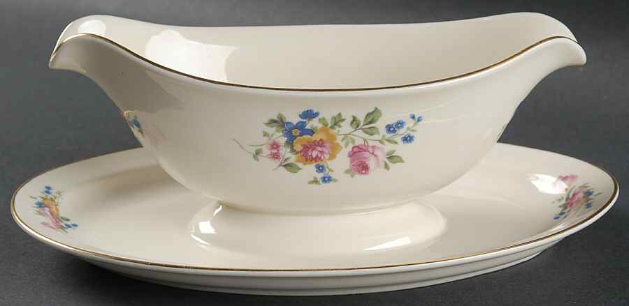 Claridge Gravy Boat with Attached Underplate by Pickard-1