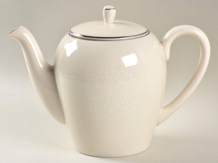 Damask Teapot & Lid by Pickard-1