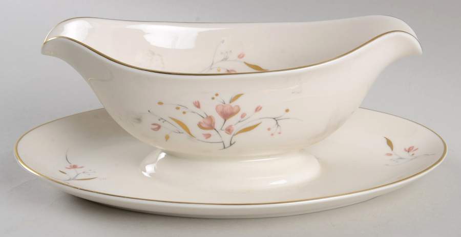 Daydreams Gravy Boat with Attached Underplate by Pickard-1