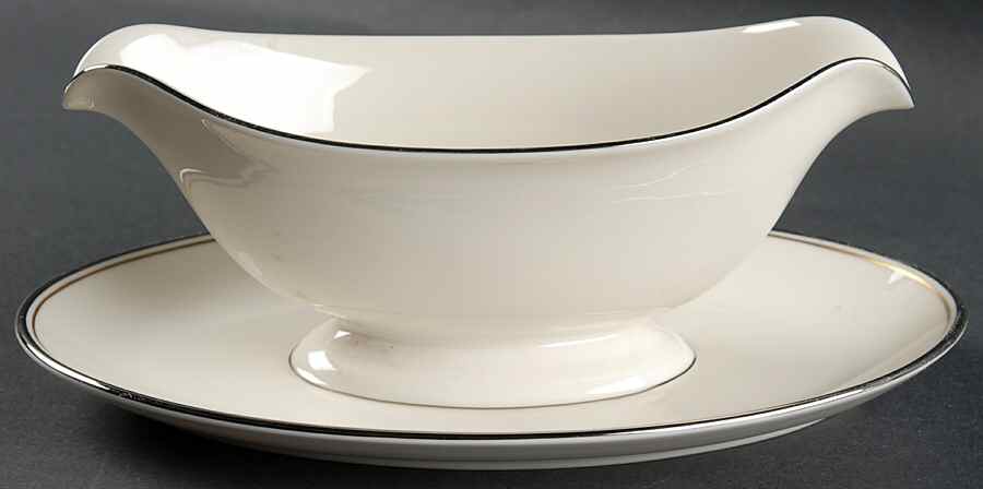 Debonair Gravy Boat with Attached Underplate by Pickard-1