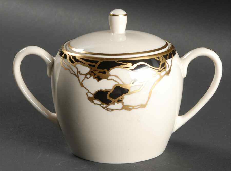 Elektra Sugar Bowl & Lid by Pickard-1