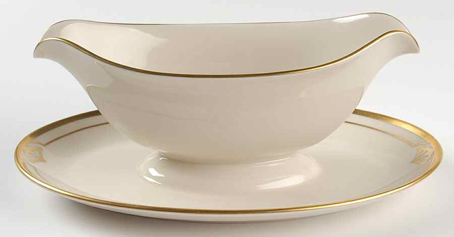 Ensemble Gold Gravy Boat with Attached Underplate by Pickard-1