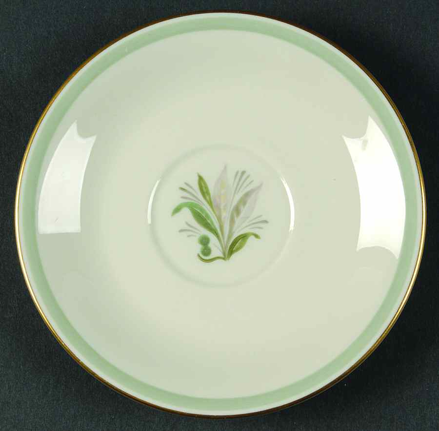 Fantasy Saucer by Pickard-1