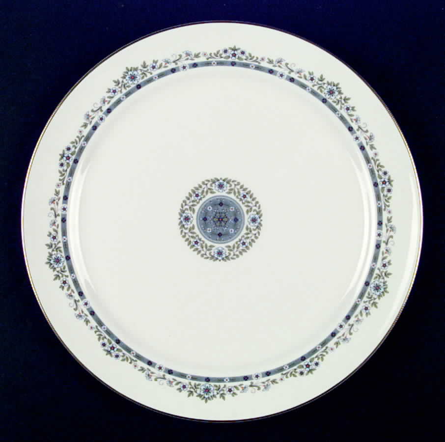 Fleurette Dinner Plate by Pickard-1