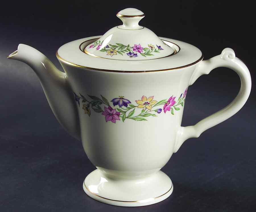 Garland Tea/Coffee Pot & Lid by Pickard-1