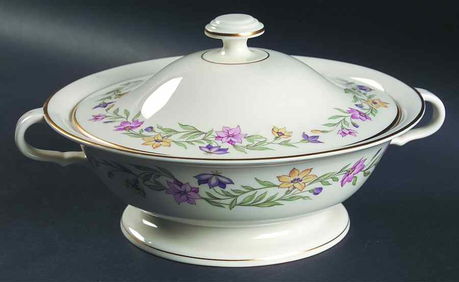 Garland Round Covered Vegetable by Pickard-1