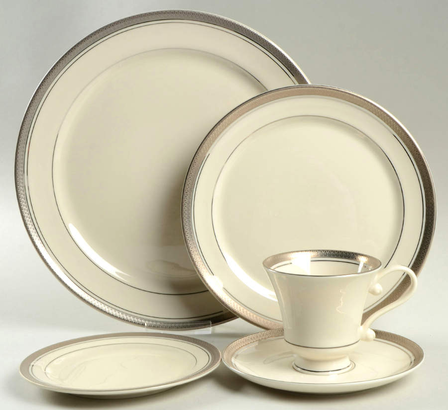 Geneva (Ivory Background) 5 Piece Place Setting by Pickard-1