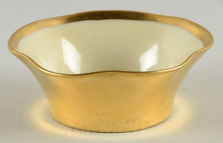 Gold Sauce Dip by Pickard-1