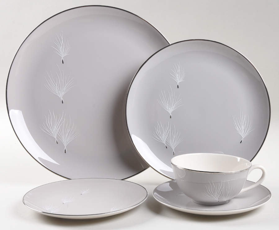 Gossamer 5 Piece Place Setting by Pickard-1
