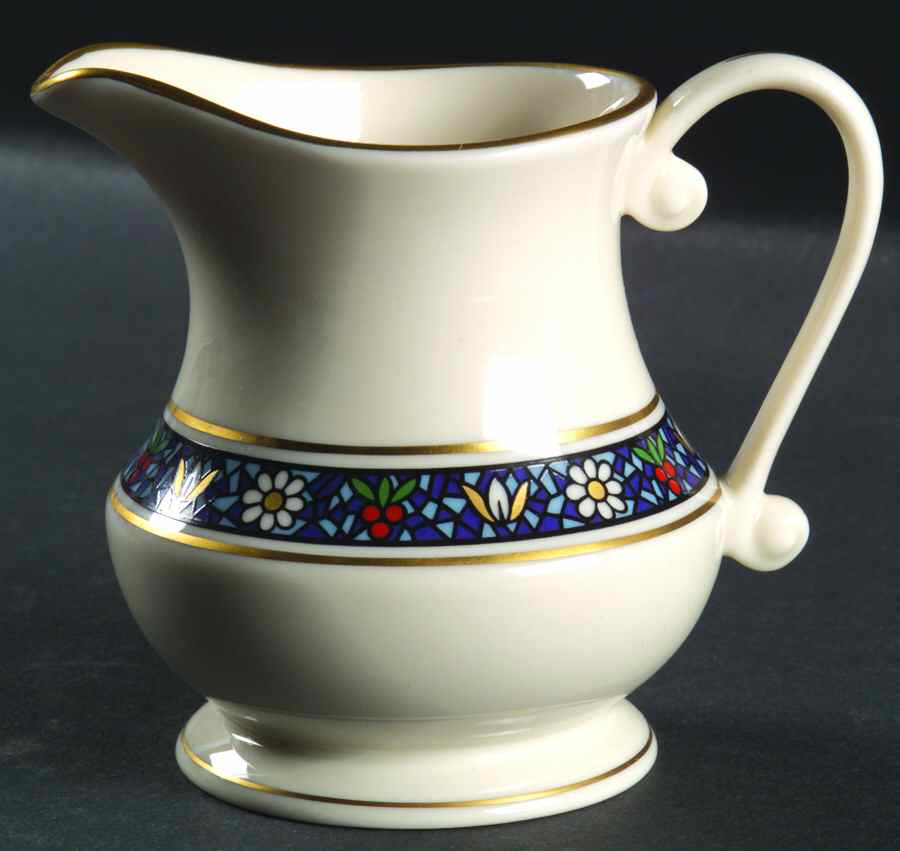 Grandeur Creamer by Pickard-1