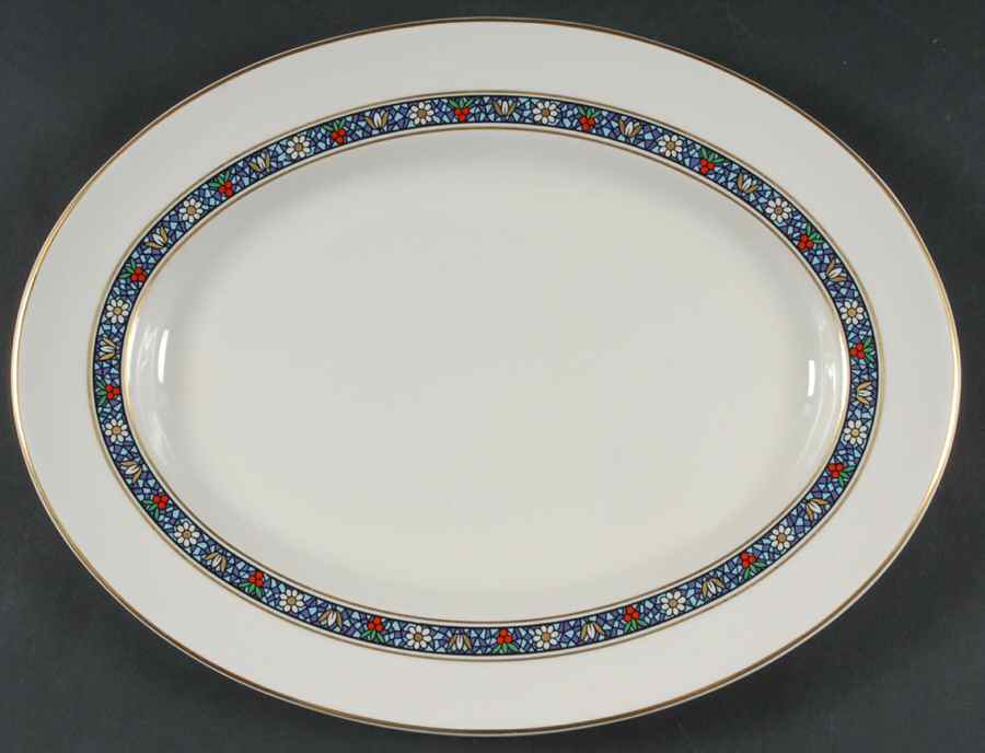 Grandeur 15" Oval Serving Platter by Pickard-1