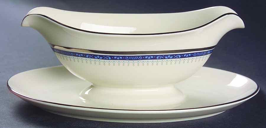 Grace Gravy Boat with Attached Underplate by Pickard-1