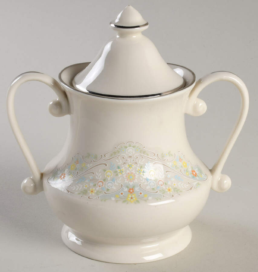 Heirloom Sugar Bowl & Lid by Pickard-1
