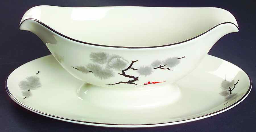 Hemlock Gravy Boat with Attached Underplate by Pickard-1