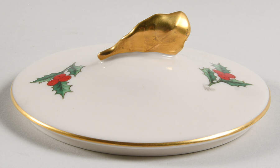 Holly Lid for Small Candy Box by Pickard-1