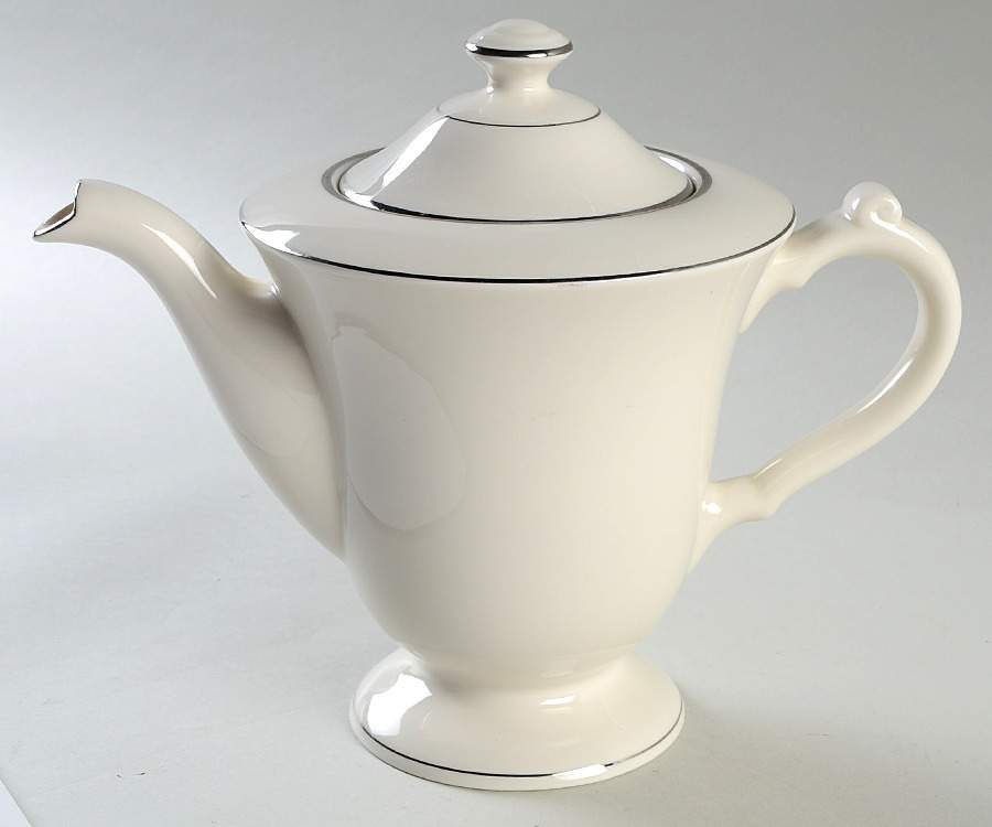 Horizon Tea/Coffee Pot & Lid by Pickard-1