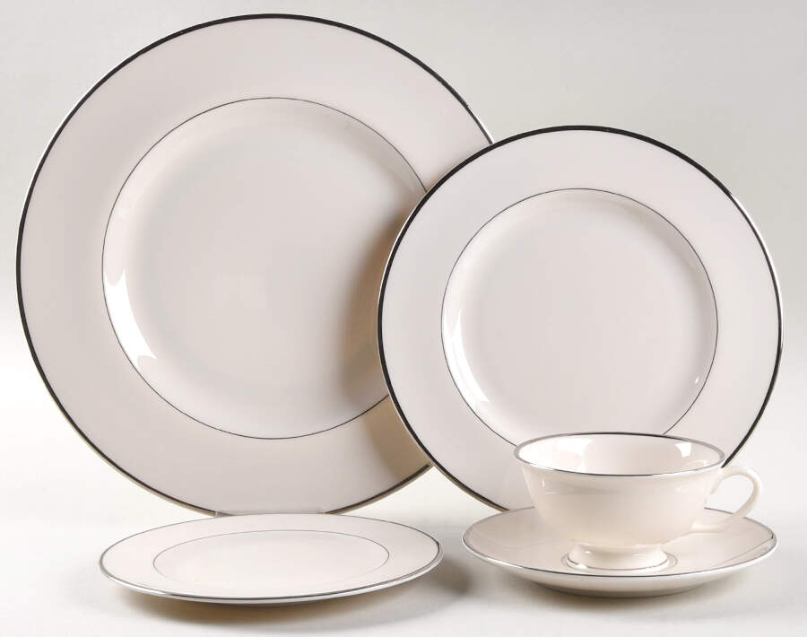 Horizon 5 Piece Place Setting by Pickard-1